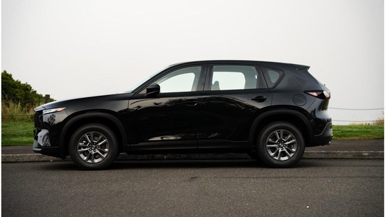 Mazda CX-5 2026 (Black) photo 8