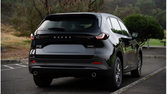 Mazda CX-5 2026 (Black) photo 9