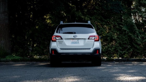 Subaru Outback 2019 photo 2