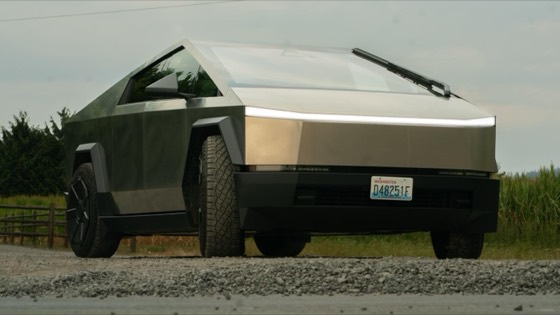 Tesla Cybertruck 2024 photo 1
