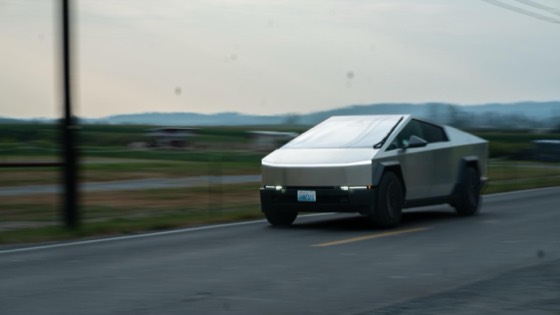 Tesla Cybertruck 2024 photo 6