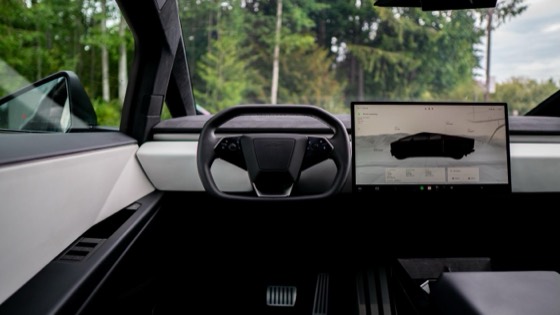 Tesla Cybertruck 2024 photo 15