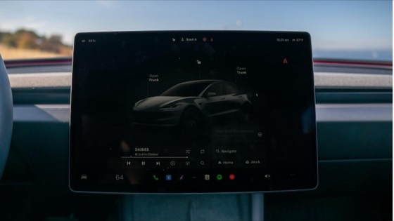Tesla Model 3 2024 photo 18