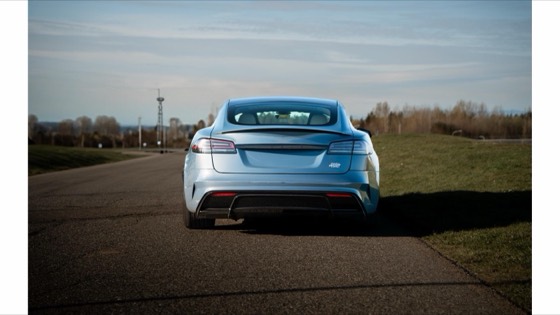 Tesla Model S 2026 photo 2