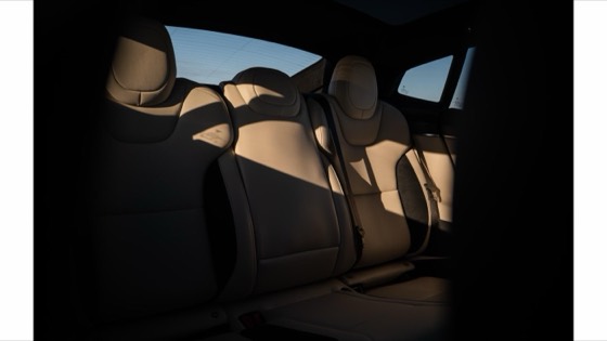 Tesla Model S 2026 photo 19