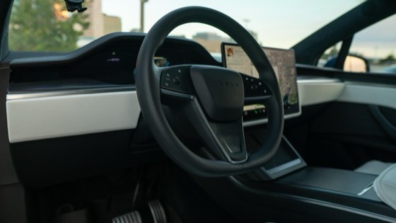 Tesla Model X 2024 photo 9