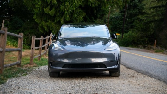 Tesla Model Y 2022 Gray photo 2
