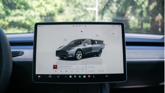 Tesla Model Y 2022 Gray photo 16