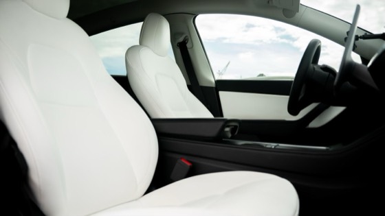 Tesla Model Y 2022 Red photo 19