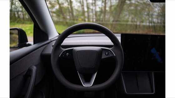 Tesla Model Y 2026 Gray photo 10