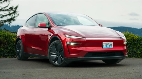 Tesla Model Y 2026 Ultra Red photo 1