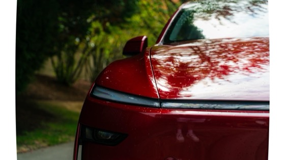 Tesla Model Y 2026 Ultra Red photo 6