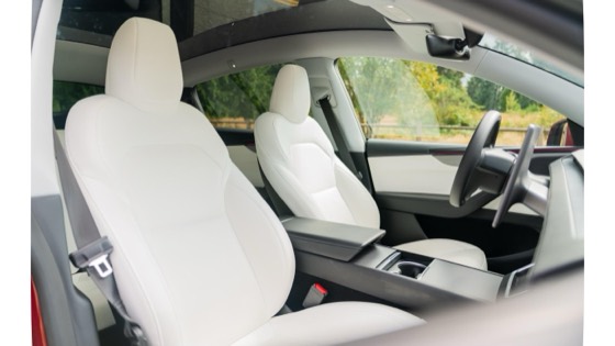 Tesla Model Y 2026 Ultra Red photo 13