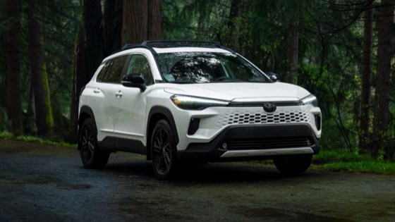 Toyota Corolla Cross 2026 photo 2
