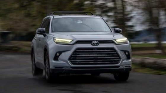 Toyota Grand Highlander 2026 photo 1