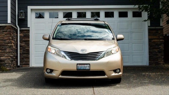 Toyota Sienna 2013 photo 3