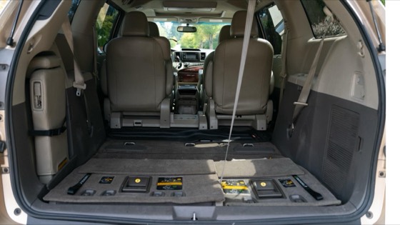 Toyota Sienna 2013 photo 17