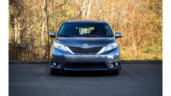 Toyota Sienna 2015 photo 4