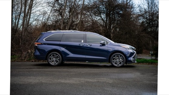 Toyota Sienna 2025 photo 4