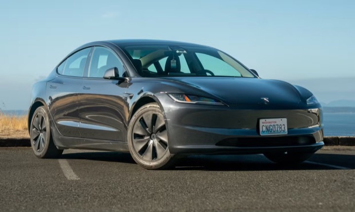 Tesla Model 3 2024